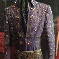 Gr8at: Flamboyant Outfits Worn by #ElvisPresley in the 1970s